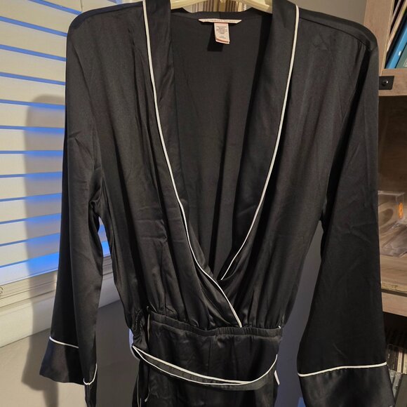 Victoria's Secret Romper - Picture 6 of 10